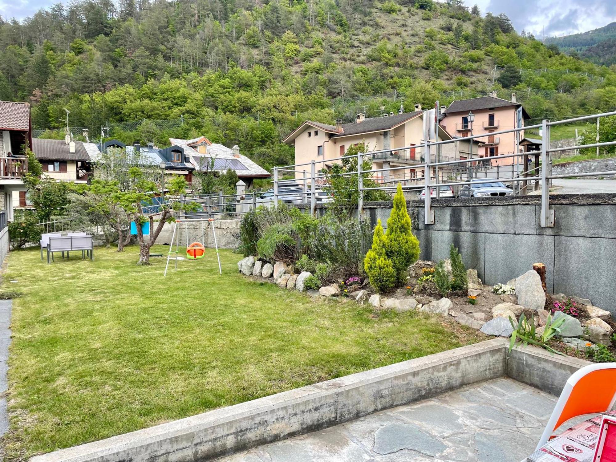 Casa Kristel Cir Comunale N 14 Aosta Exterior photo